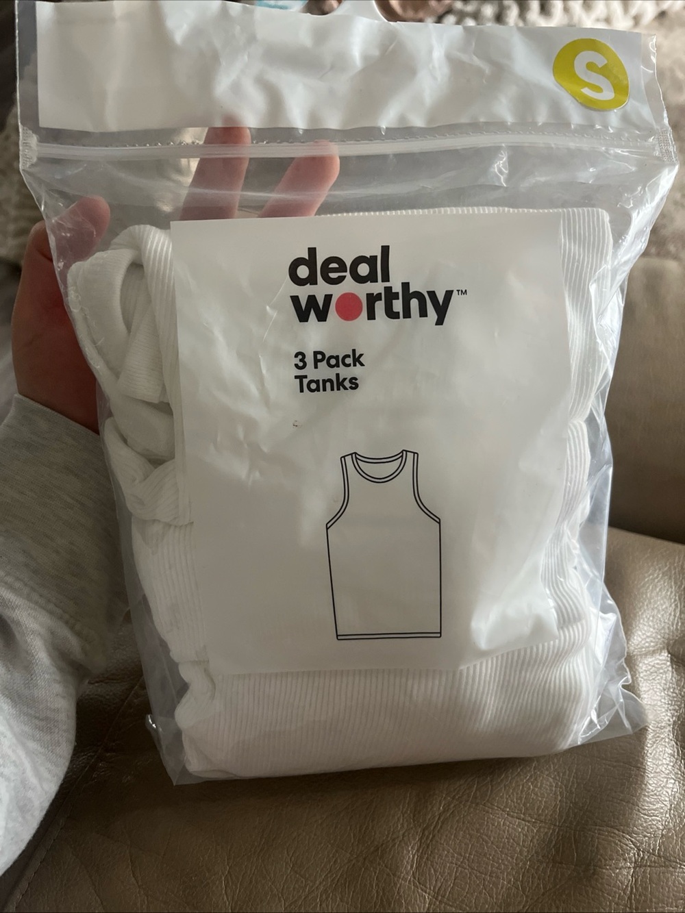 Deal Worthy Men's 3-Pack White Ribbed Tank Tops